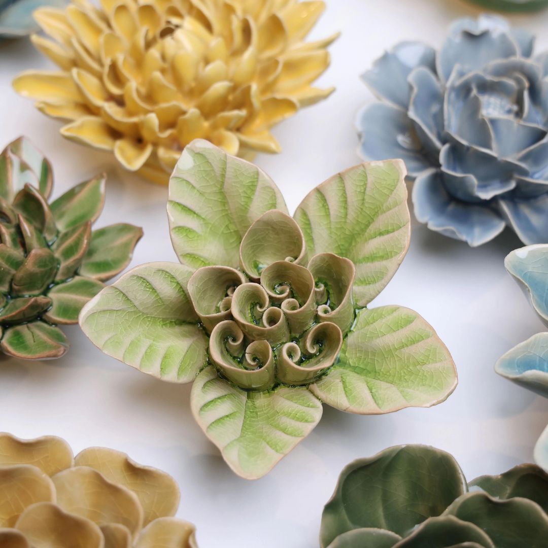 Maiden Lotus Ceramic Flower – Green Peridot – 4.3″x2″